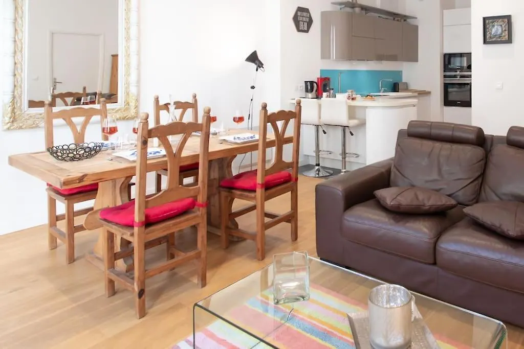 #22 Emma Suite 2Bdr Balcony Center Town 2Mins Tramway Nice 0*,  France